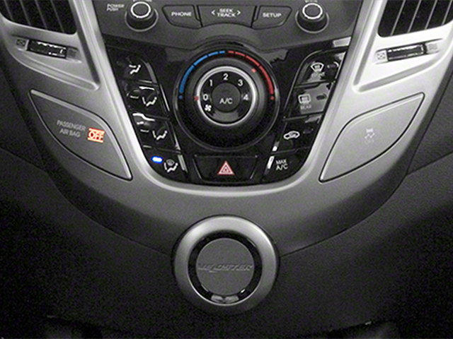 2013 Hyundai VELOSTER W/Black Int