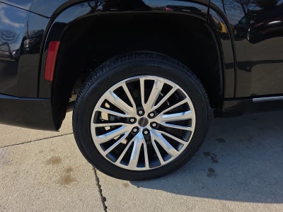 2022 Jeep Grand Wagoneer Series III