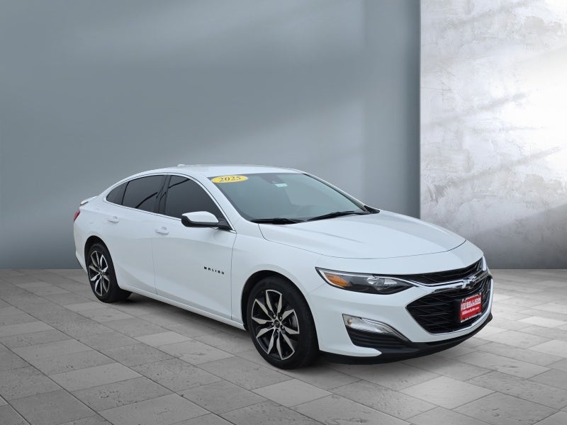 2025 Chevrolet Malibu RS