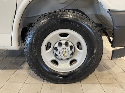 2023 Chevrolet Express Cargo 2500 WT