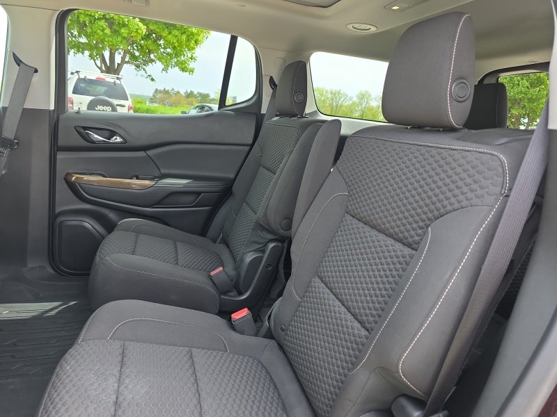 2017 GMC Acadia SLE