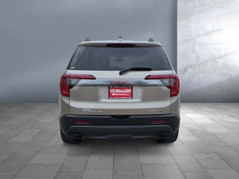 2022 GMC Acadia AT4