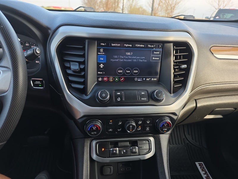 2022 GMC Acadia SLE