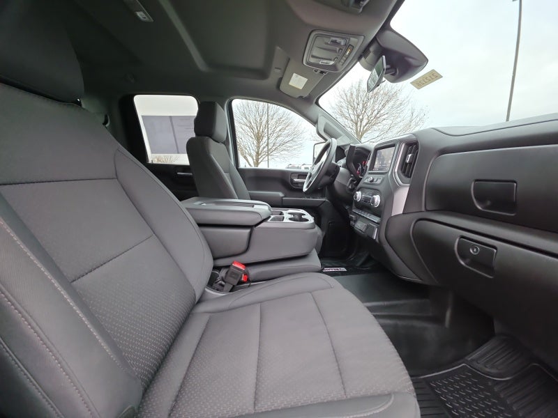 2025 GMC Sierra 2500 HD Pro