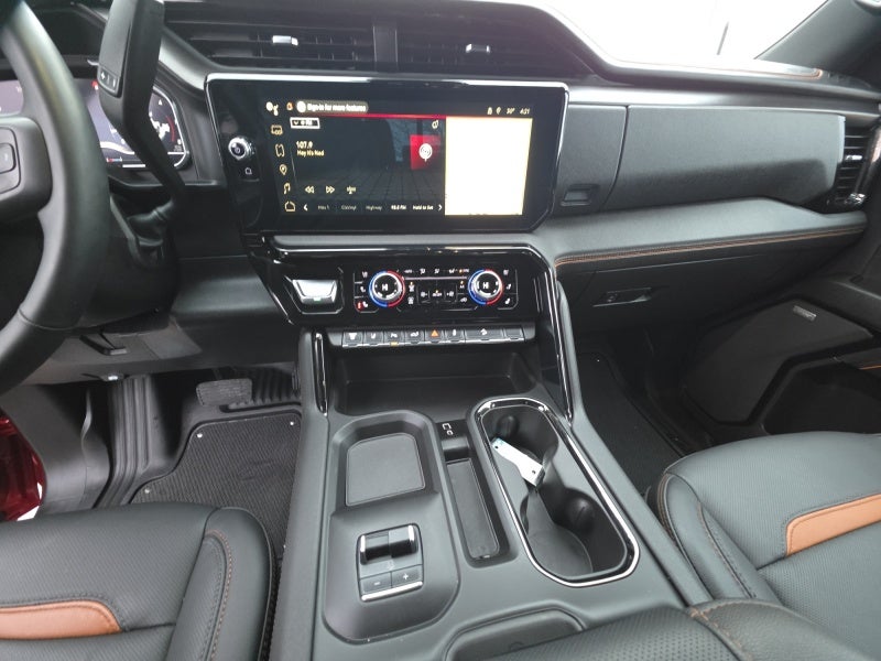 2025 GMC Sierra 3500 HD AT4