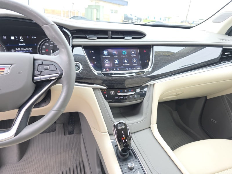 2020 Cadillac XT6 Premium Luxury