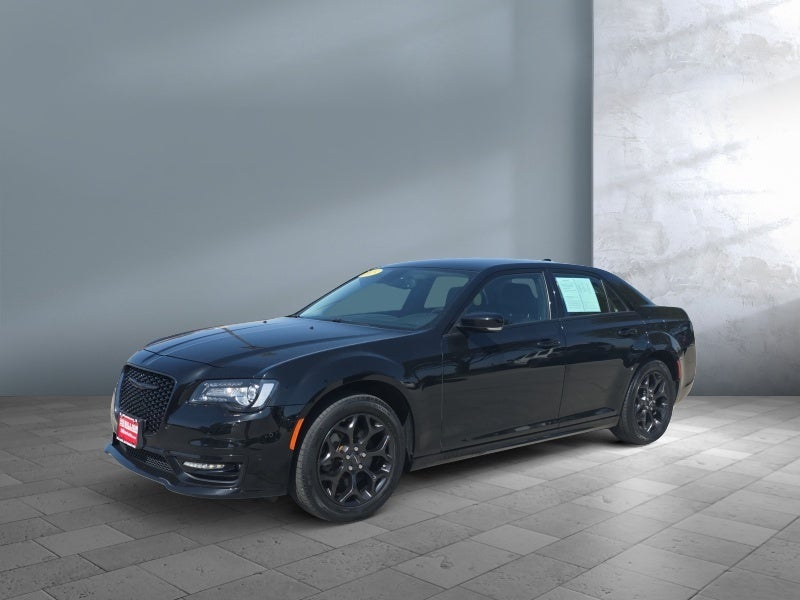 2023 Chrysler 300 Touring L AWD's photo
