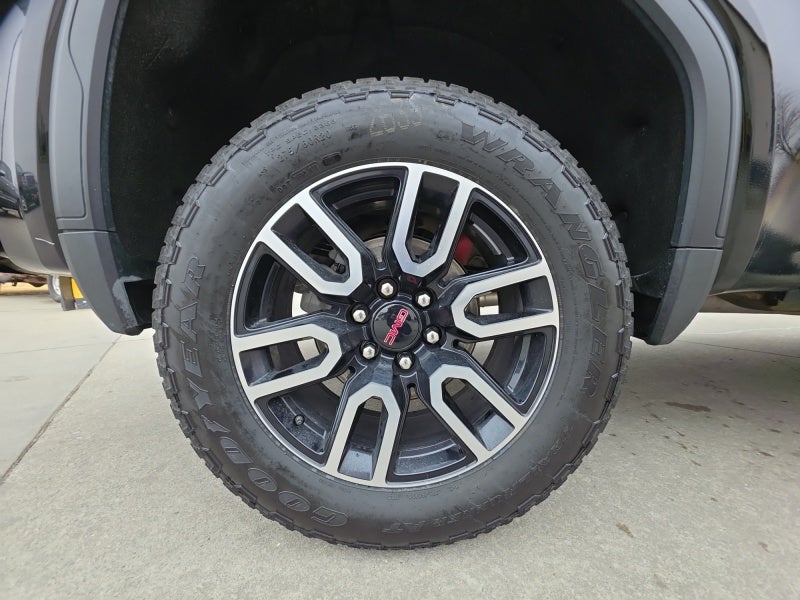 2022 GMC Sierra 1500 Limited AT4