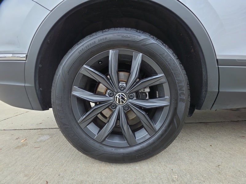 2024 Volkswagen Tiguan SE