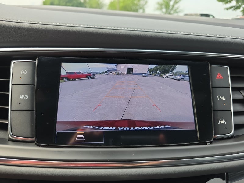2022 Buick Enclave Essence
