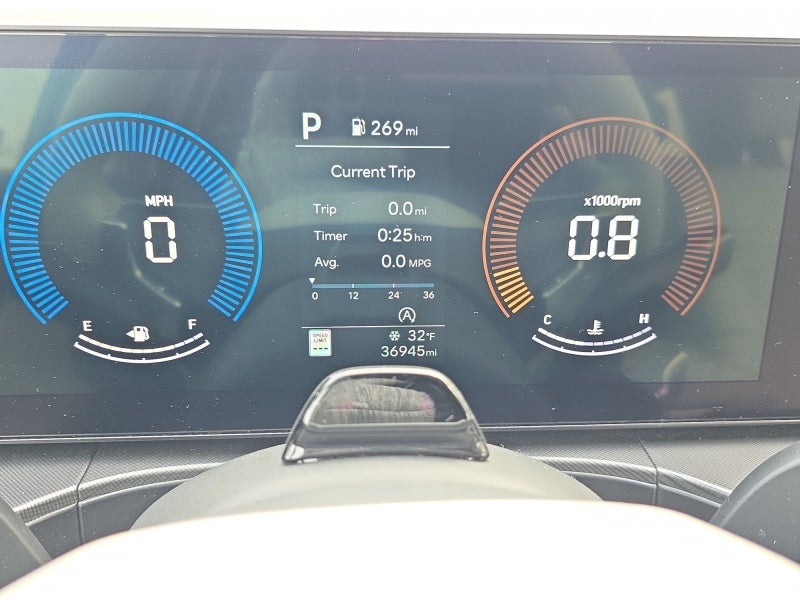 2025 Hyundai SANTA FE SEL