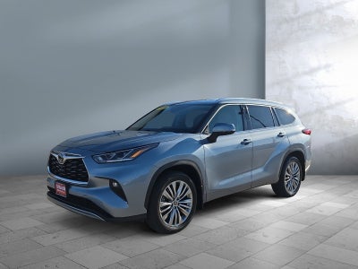2022 Toyota Highlander Platinum
