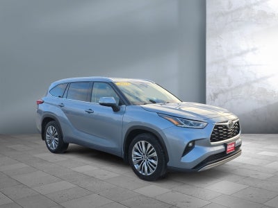 2022 Toyota Highlander Platinum
