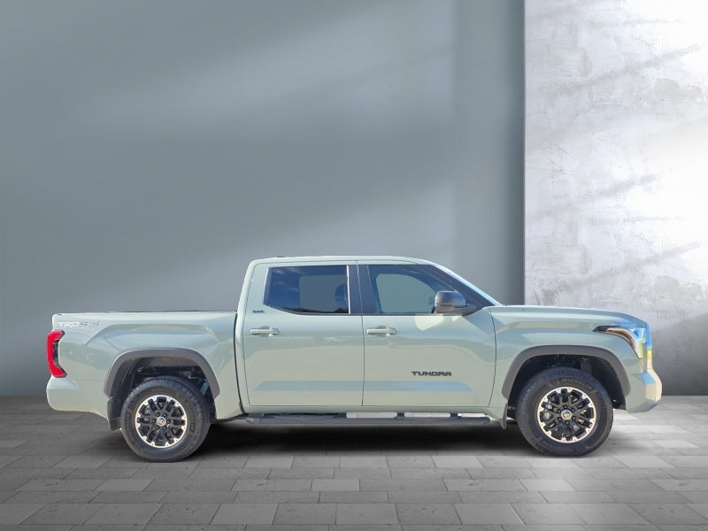 2024 Toyota Tundra 4WD SR5