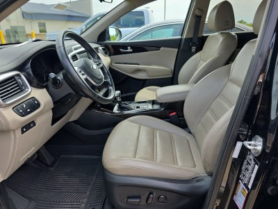 2020 Kia Sorento EX V6