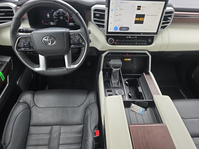 2024 Toyota Sequoia SR5