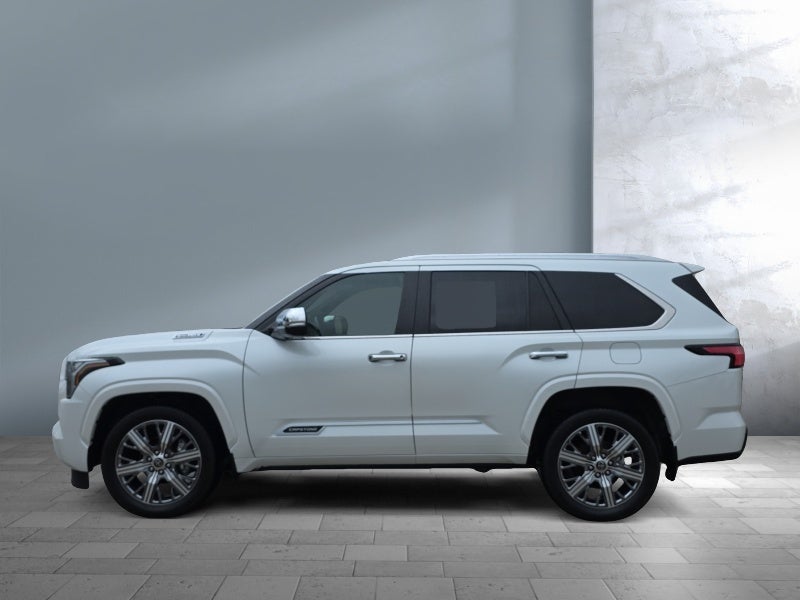 2024 Toyota Sequoia SR5