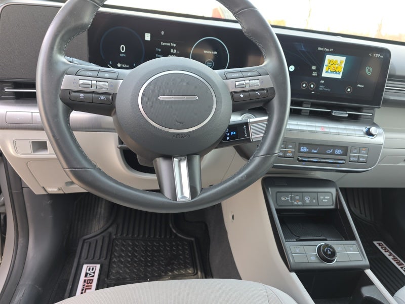 2024 Hyundai KONA SEL