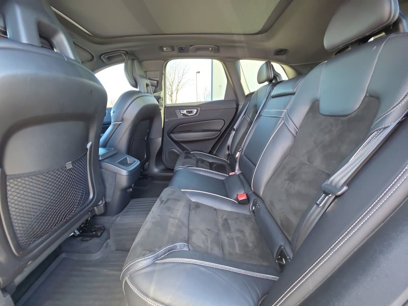 2018 Volvo XC60 R-Design