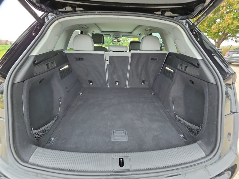 2022 Audi Q5 S line Premium Plus