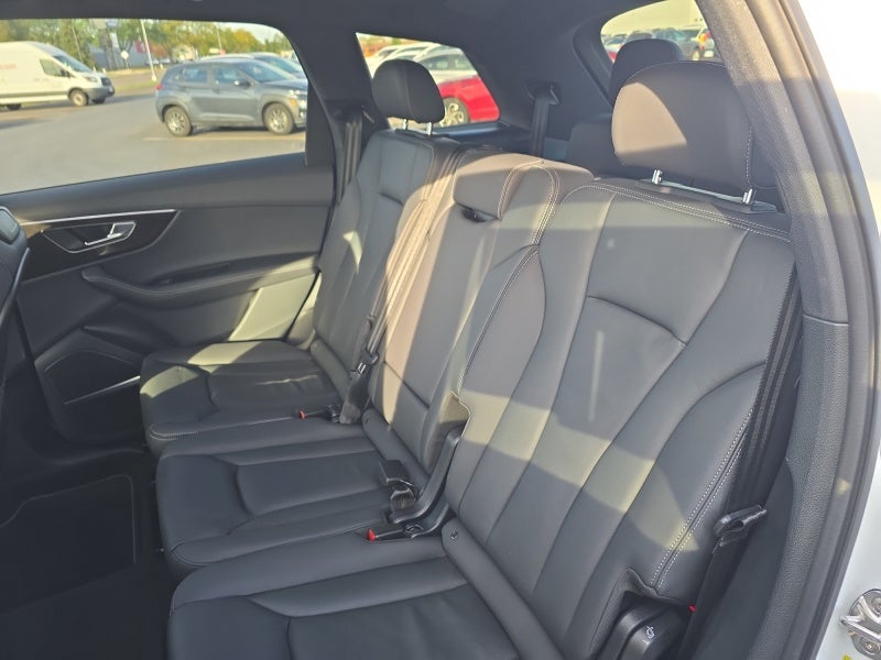 2025 Audi Q7 Premium Plus