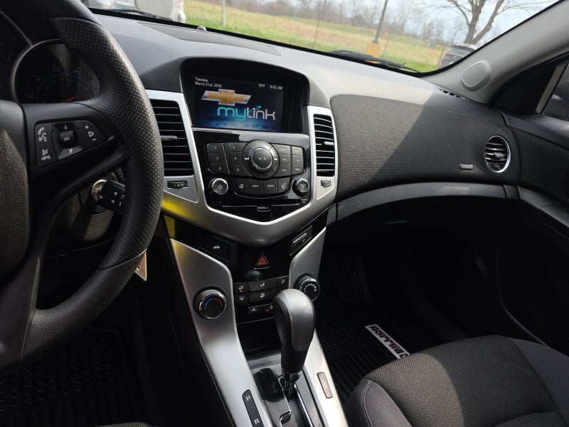 2015 Chevrolet Cruze 1LT