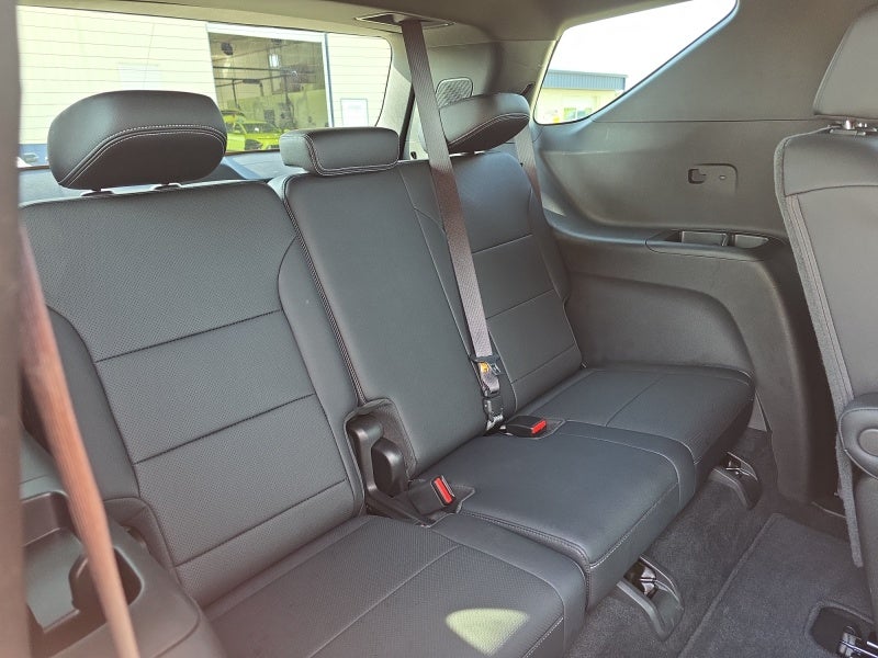 2025 Chevrolet Traverse AWD LT