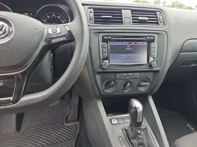 2015 Volkswagen Jetta 2.0L S