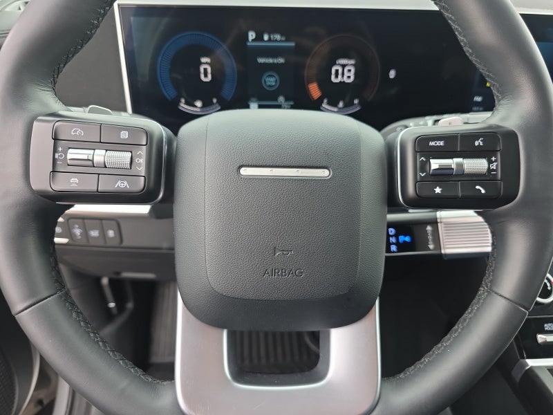 2025 Hyundai SANTA FE SE