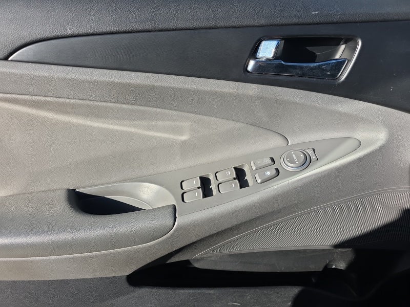 2012 Hyundai SONATA 2.0T SE