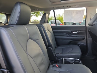 2026 Toyota Grand Highlander Platinum