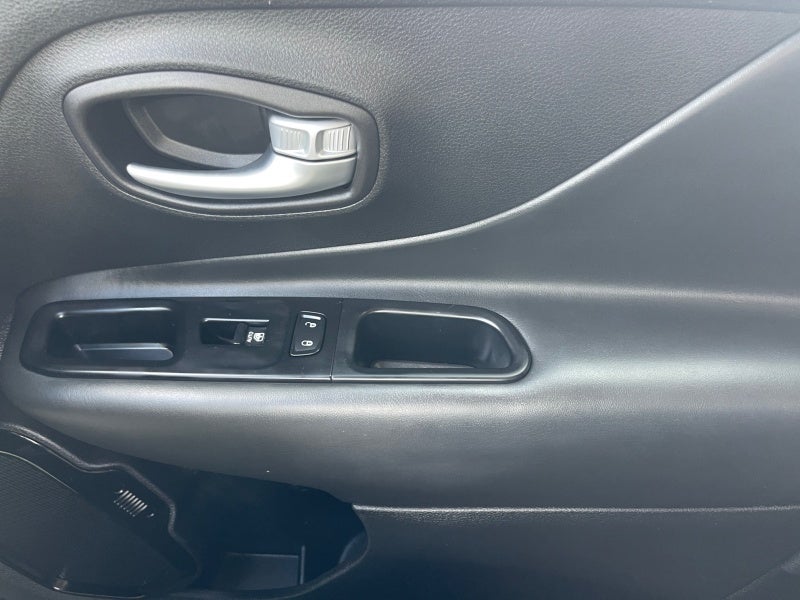 2020 Jeep Renegade Altitude