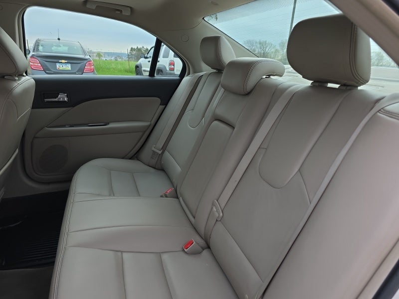 2011 Ford Fusion SEL