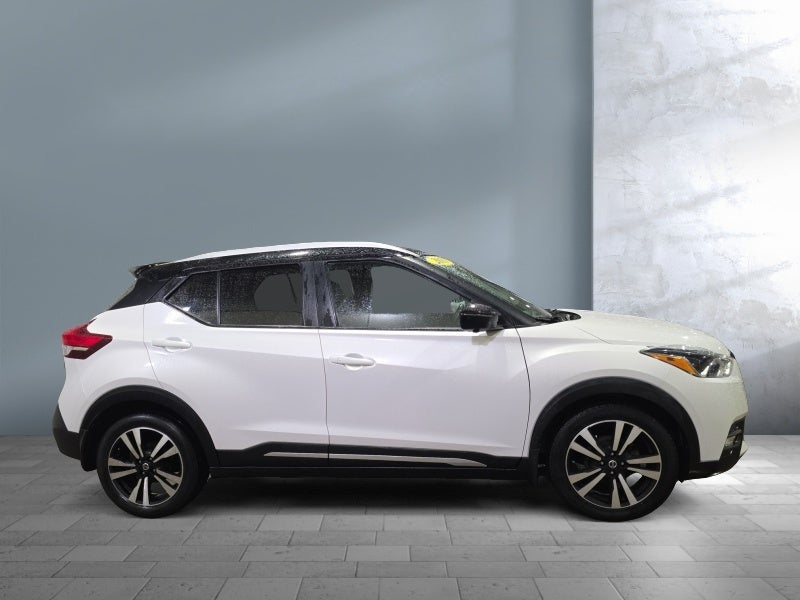 2019 Nissan Kicks SR