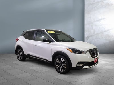 2019 Nissan Kicks SR