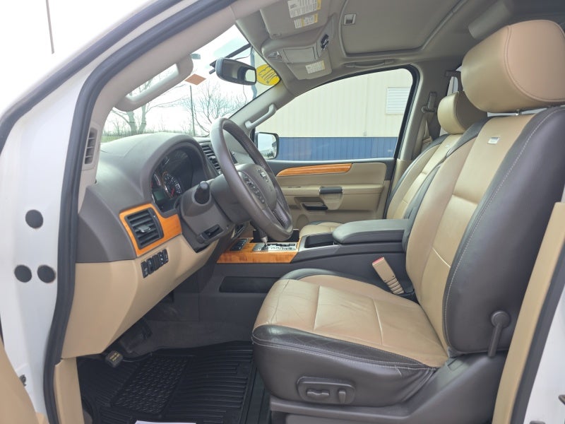 2013 Nissan Armada Platinum