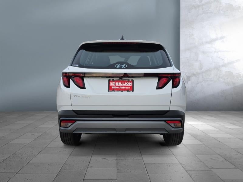 2026 Hyundai TUCSON SE FWD