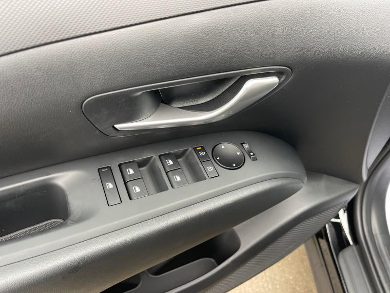 2025 Hyundai TUCSON SE AWD