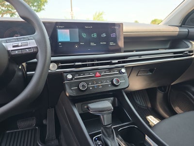 2025 Hyundai TUCSON SE