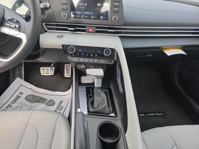 2027 Hyundai SANTA FE HYBRID SEL