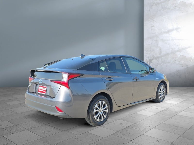 2019 Toyota Prius LE