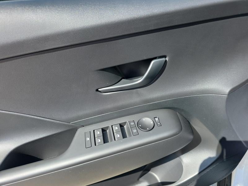 2026 Hyundai KONA SE AWD