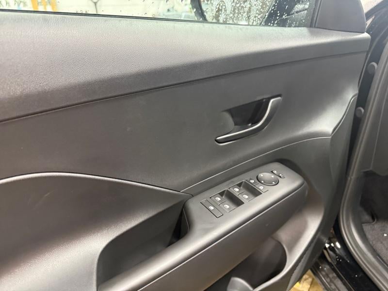 2027 Hyundai KONA SE AWD
