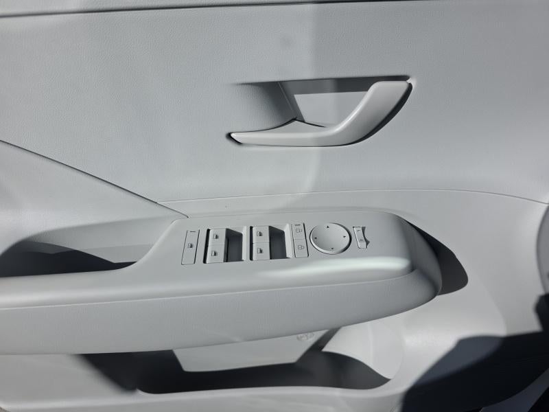 2026 Hyundai KONA SE AWD