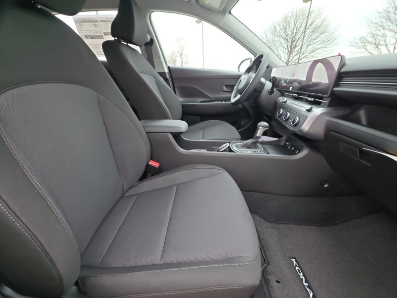 2026 Hyundai KONA SE AWD