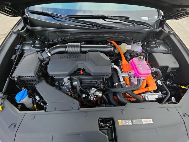 2026 Hyundai TUCSON HYBRID SEL AWD