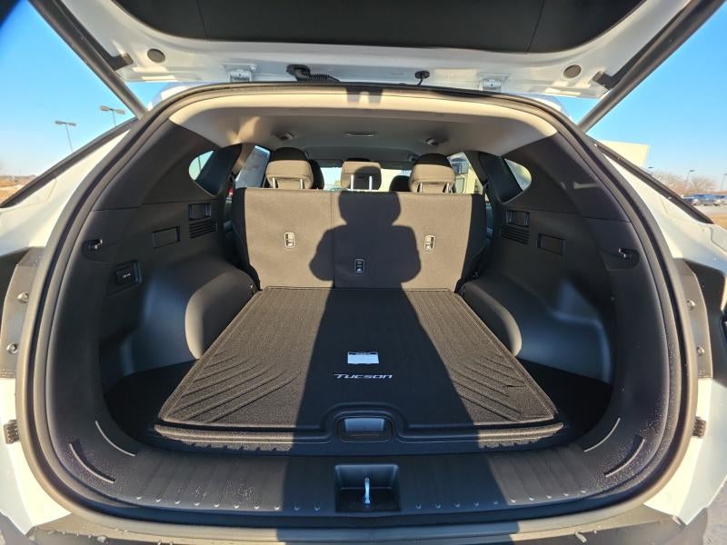 2026 Hyundai TUCSON HYBRID SEL AWD