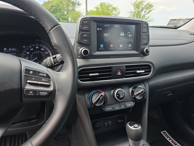 2020 Hyundai KONA SEL
