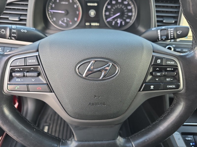 2017 Hyundai ELANTRA Limited