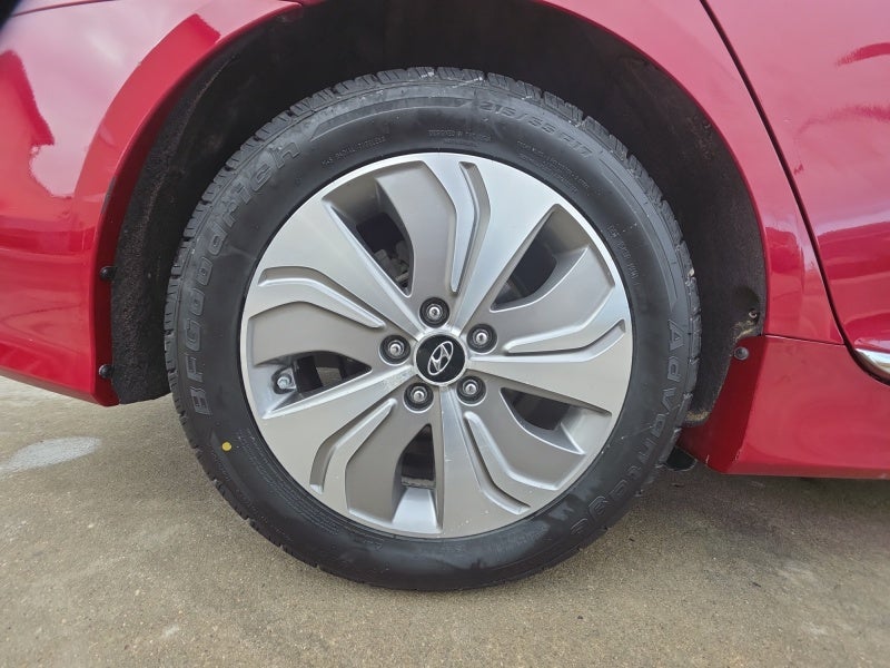 2015 Hyundai SONATA HYBRID Limited